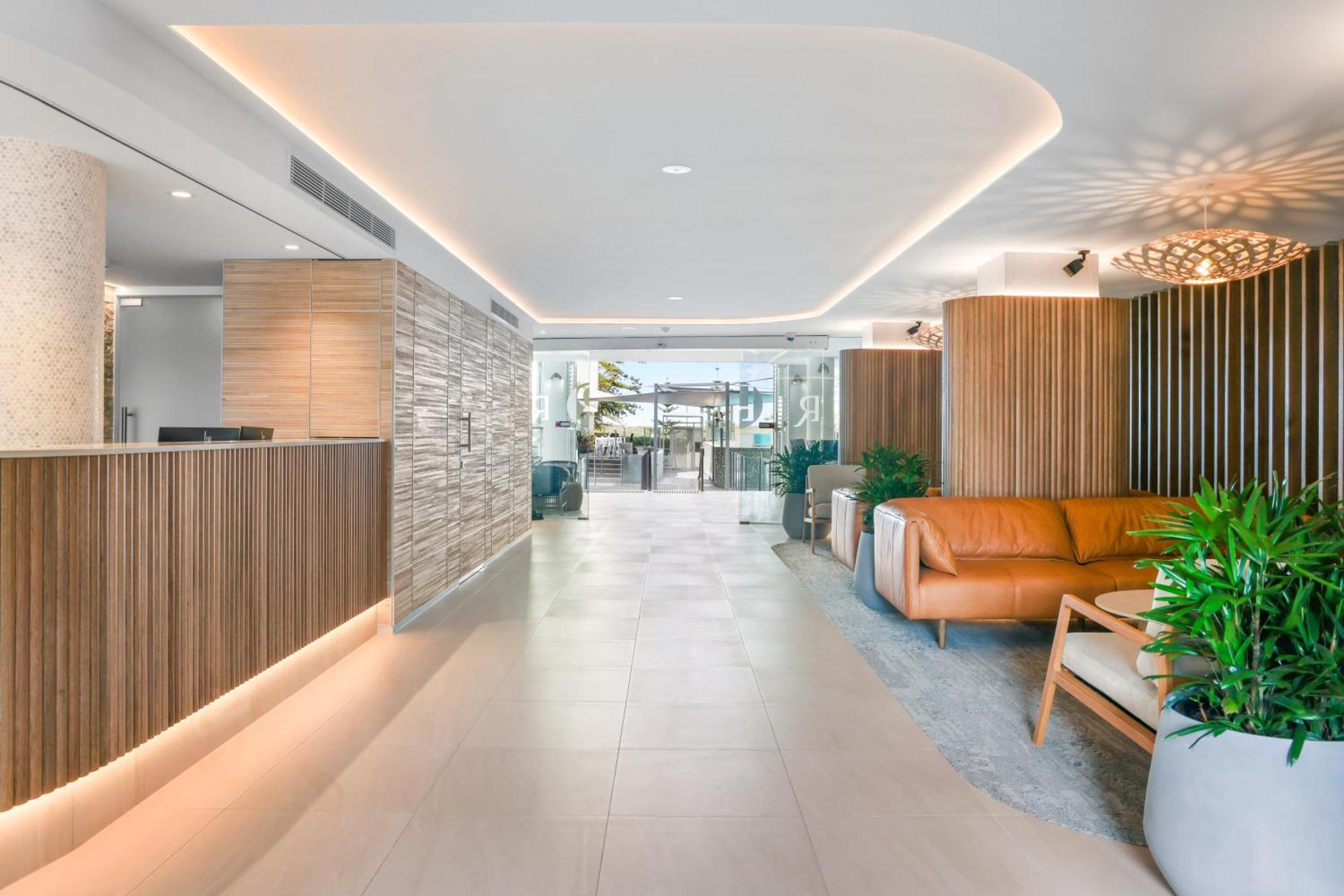 Rumba Beach Resort Caloundra Exterior photo The interior of the clinic